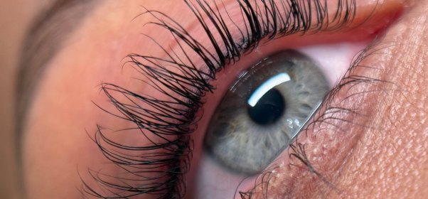 Lash Tinting