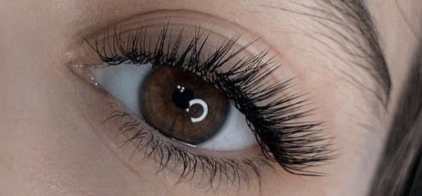 Medium volume lash set at DA Beauty Bar, Brickell