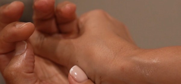 Hand Paraffin Treatment at DA Beauty Spa & Wellness